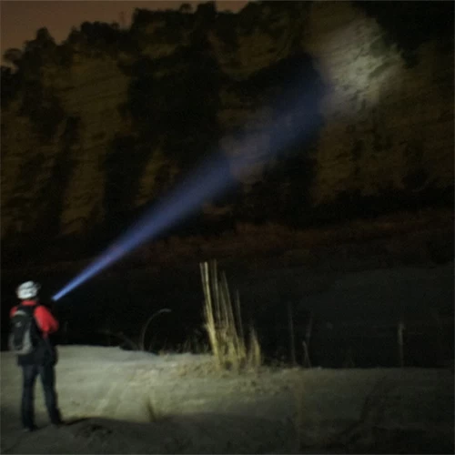 Dorcy Ultra HD Rechargeable Spotlight And Power Bank | 1300 Lumens 4 Dorcy Ultra HD Rechargeable Spotlight And Power Bank | 1300 Lumens - Image 4