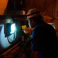 Princeton Tec Sector 5 Waterproof Spot Light | 1200 Lumens -Illuminate Futures Princeton Tec Sector 5 Waterproof Spot Light 2 600x600 1