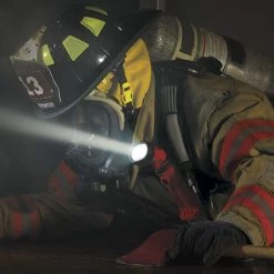 Streamlight Knucklehead HAZ-LO Spot | Intrinsically Safe, Class I Div 1 -Illuminate Futures Streamlight Knucklehead HAZ LO Spot Flashlight 8 600x600 1